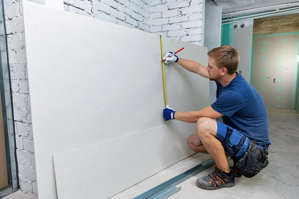 Comment couper des plaques de plâtre pour monter une cloison